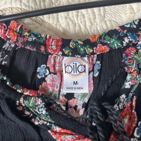 Bila Boho flowy bell sleeves - Picture 2 of 2